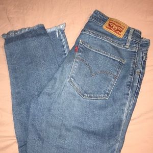 light wash jeans